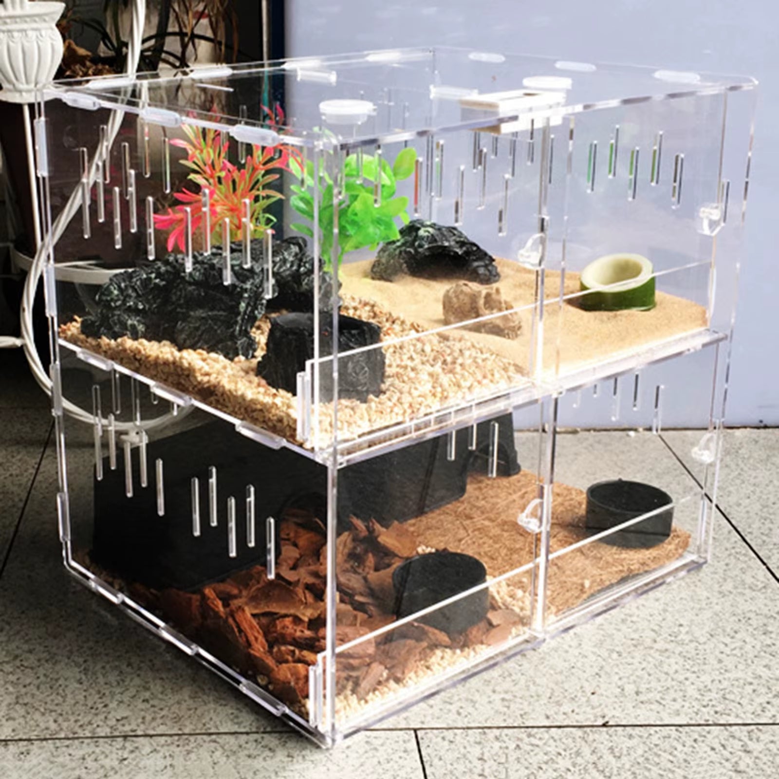 4 Grids Acrylic Pet Lizard Crawling Box Reptile Tank Insect Spiders Lizard Breeding